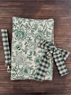 Book/tablet sleeve